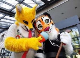 亚洲国产毛茸茸